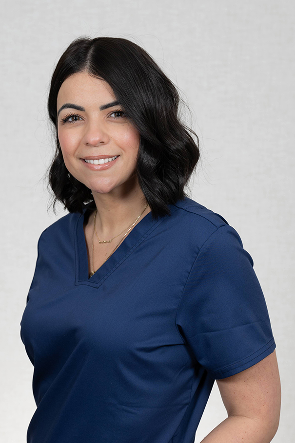 Portrait of Roseanna, Dental Hygienist at Clark Family Dentistry.